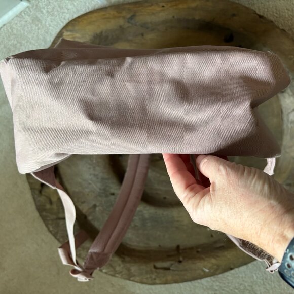 Herschel ash pink/dusty mauve backpack with red/white striped interior - Picture 4 of 6